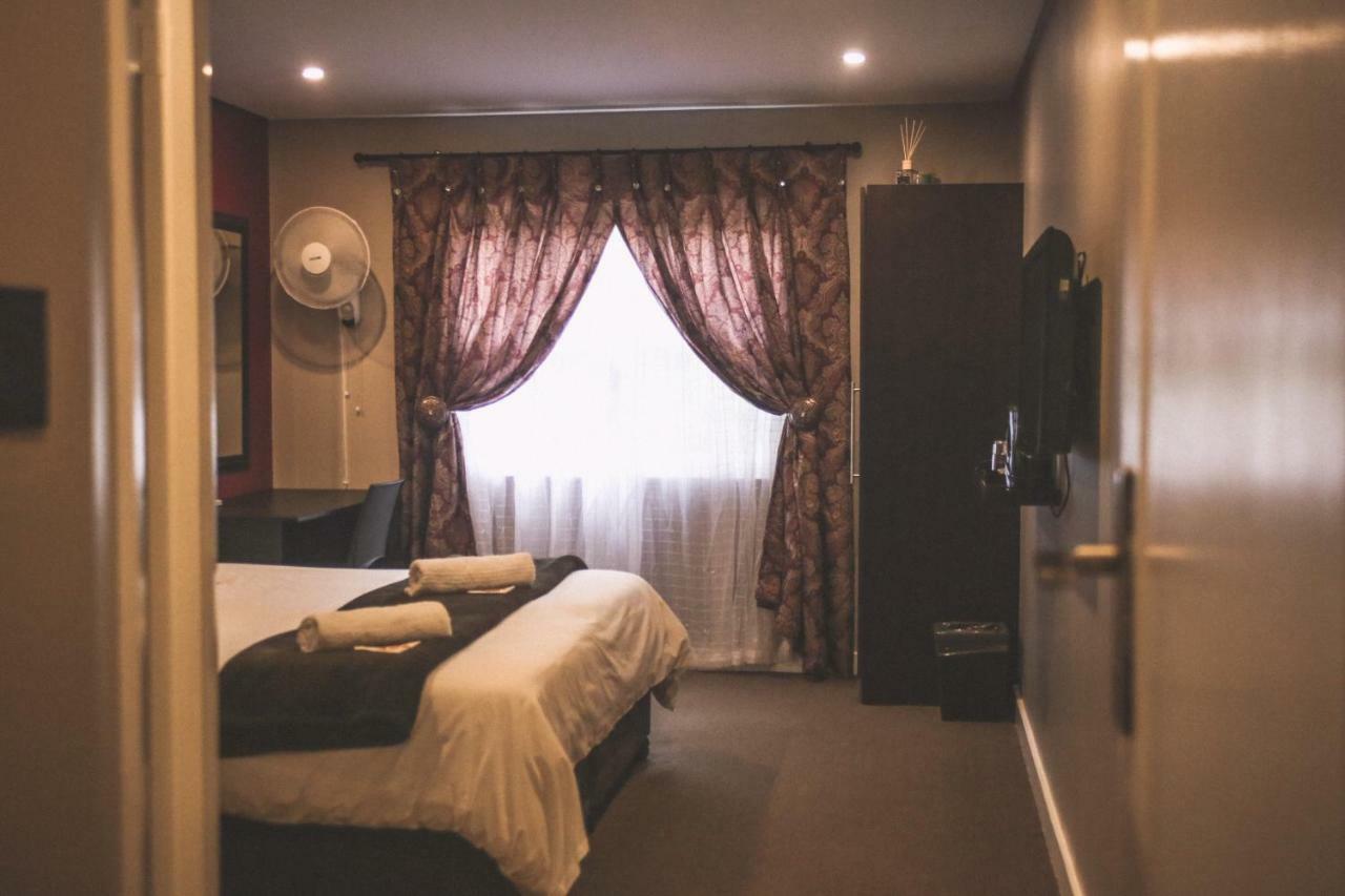 Biggy Best Boutique Hotel & Self Catering Cottages Howick Eksteriør billede